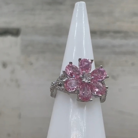Beautiful Statement Flower Pink White Cubic Zirconia Silver Plated Ring Size 5 - Picture 11 of 13